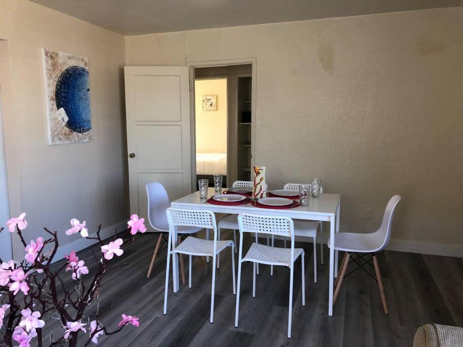 Entire Lovely 3-Bedroom Home W Yard, Parking チュラビスタ エクステリア 写真